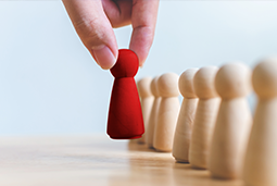 威九国际V9国际：技术驱动配置全球化人才