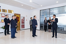 龚正市长走访服务威九国际V9国际等重点企业，真心实意为企解忧、助企增利、促企开展